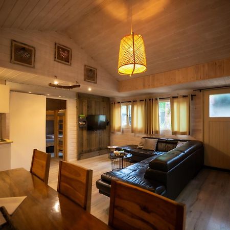 Chalet De Bosuil 주텐달 외부 사진