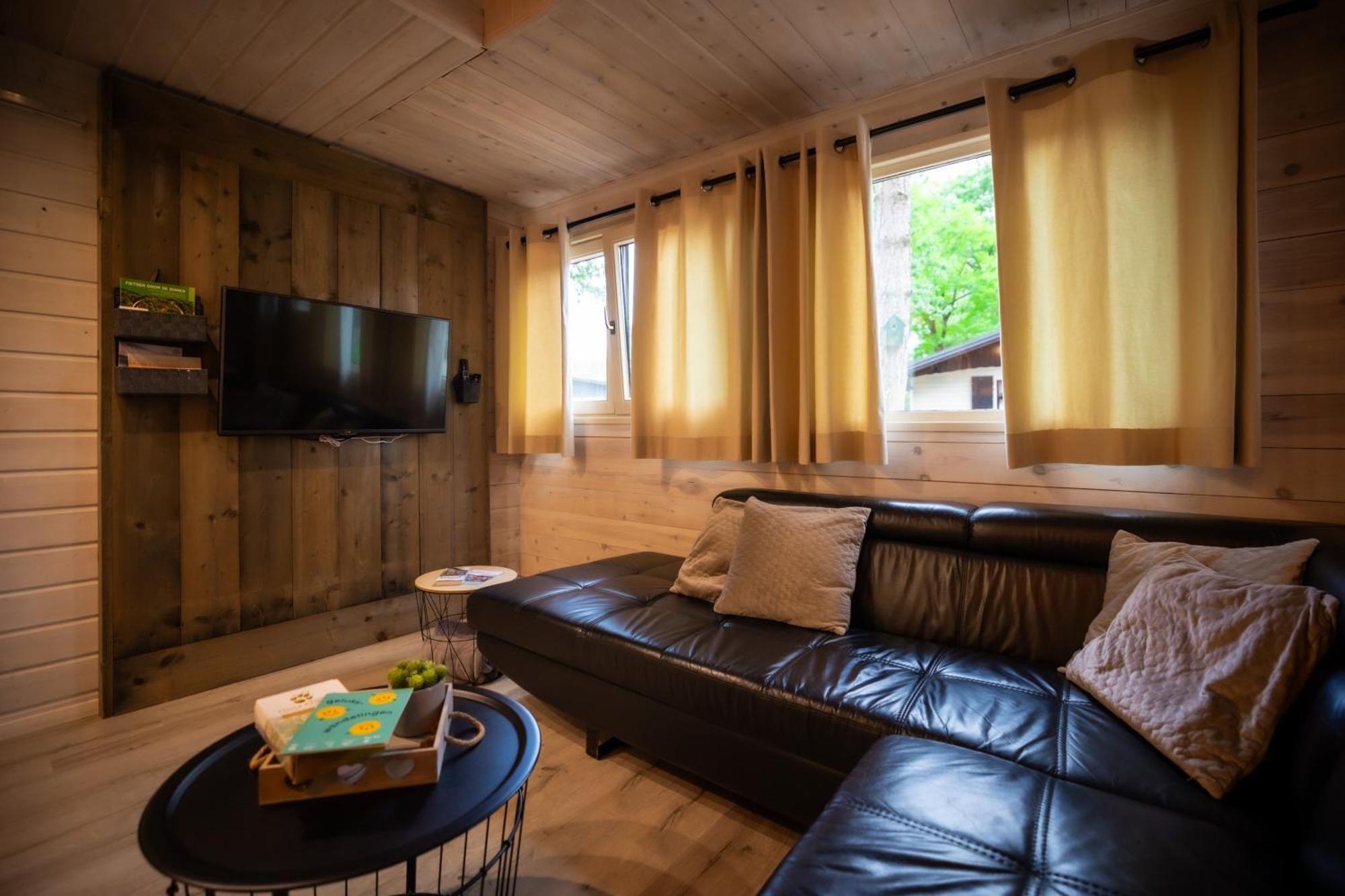 Chalet De Bosuil 주텐달 외부 사진